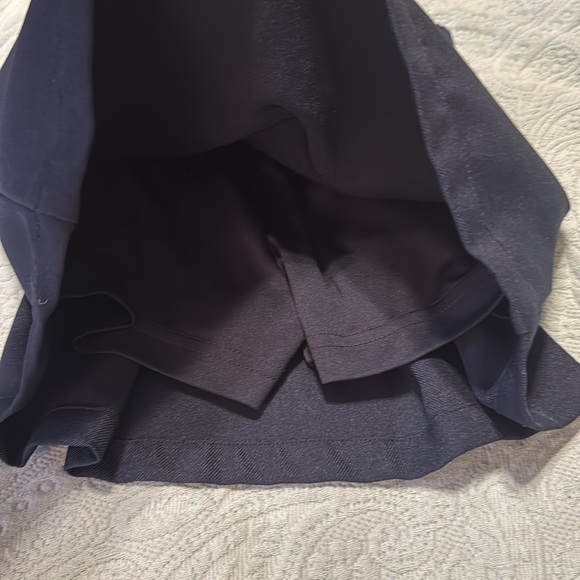 Girls skort school uniform - Picture 3 of 4